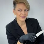 Andra G., nail artist
